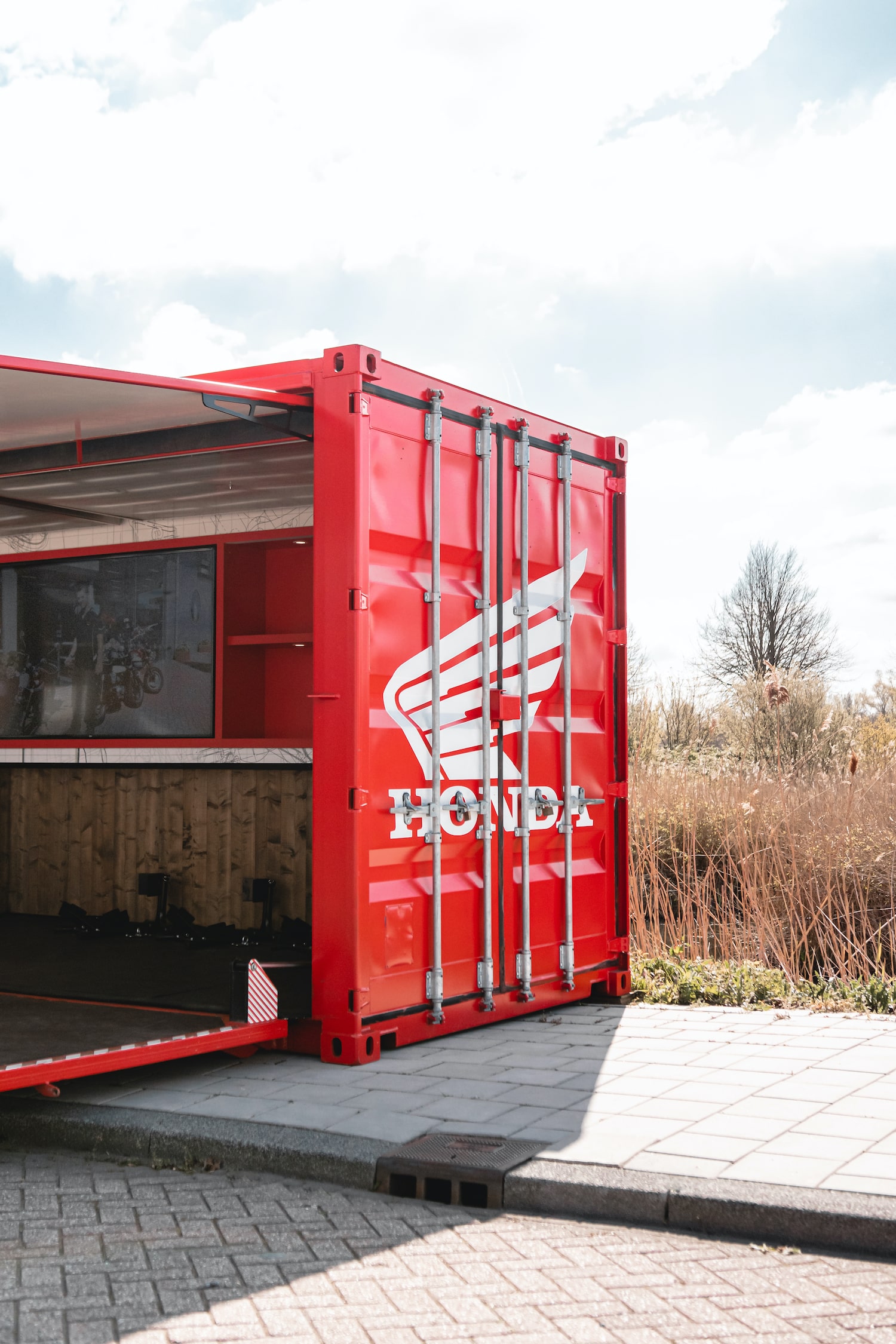 Honda-Container -3-min