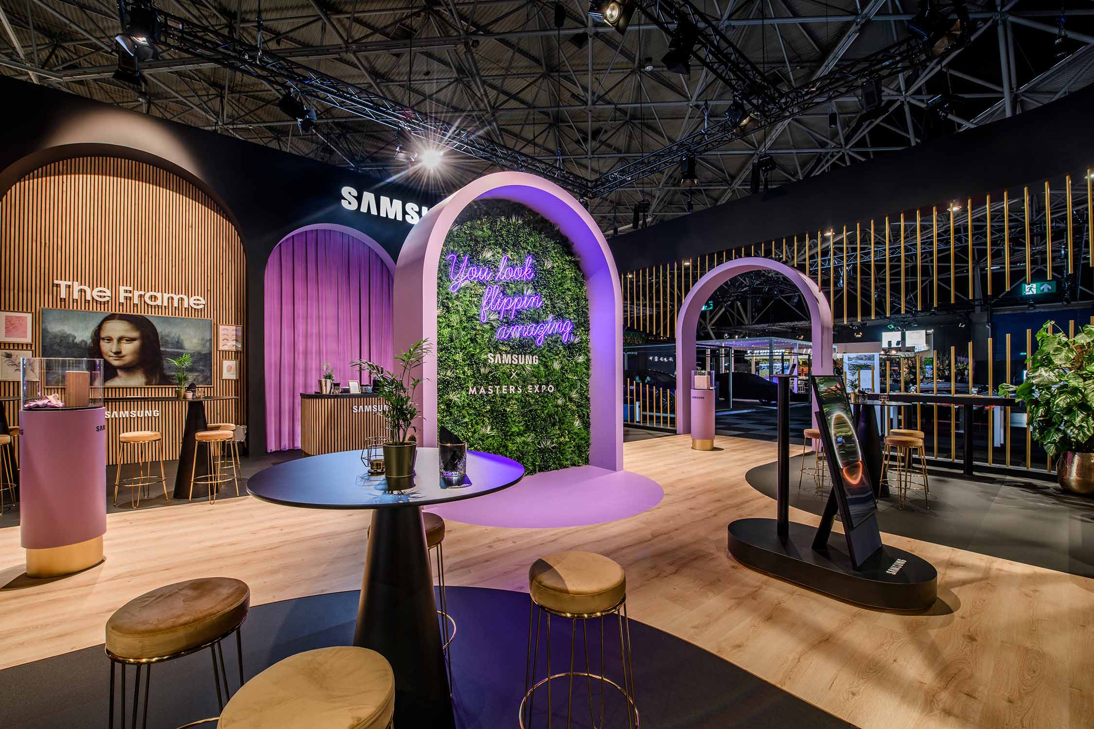 Looking for a next level trade show booth